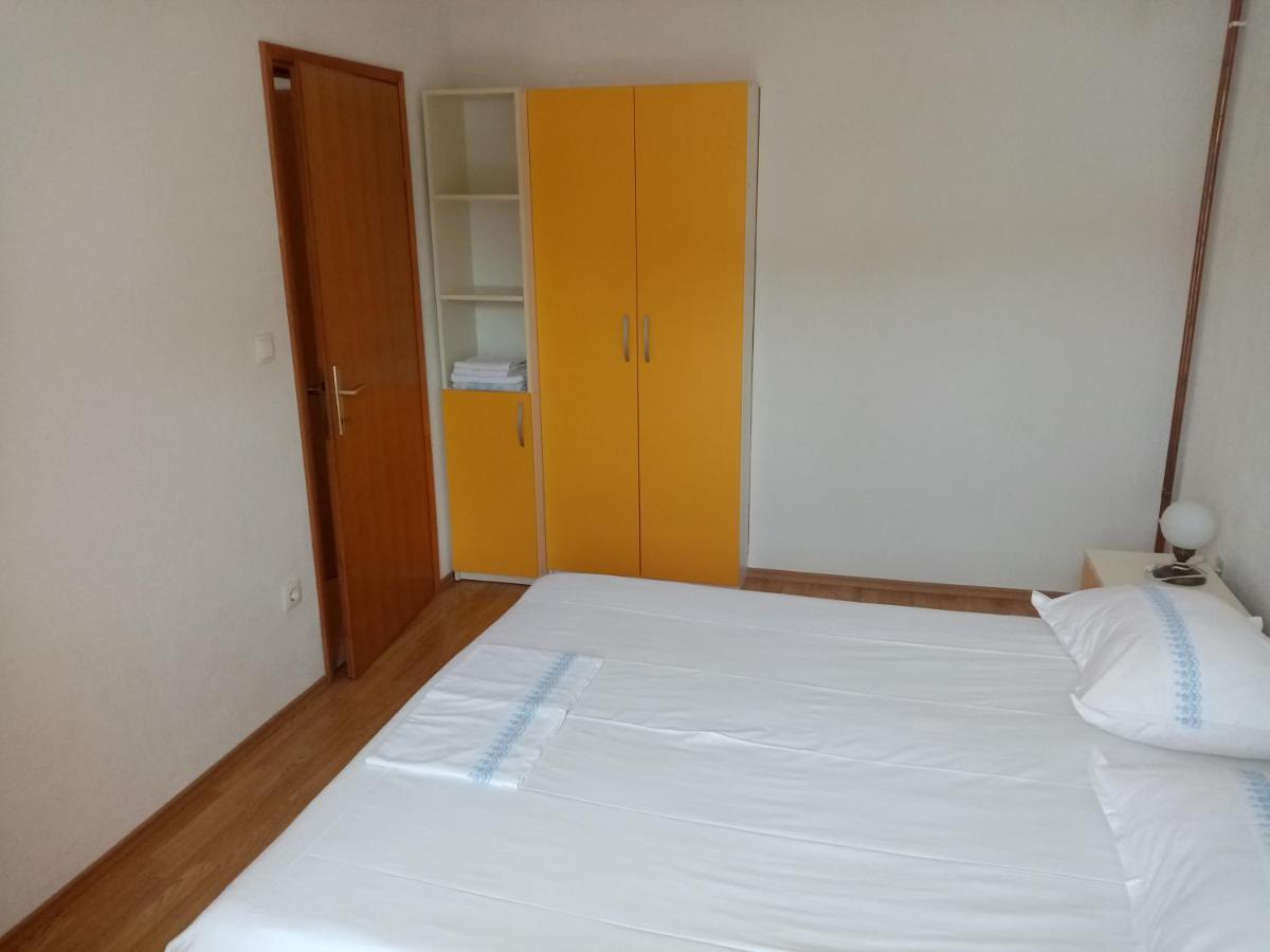 Apartments Iva Baška Voda Kültér fotó